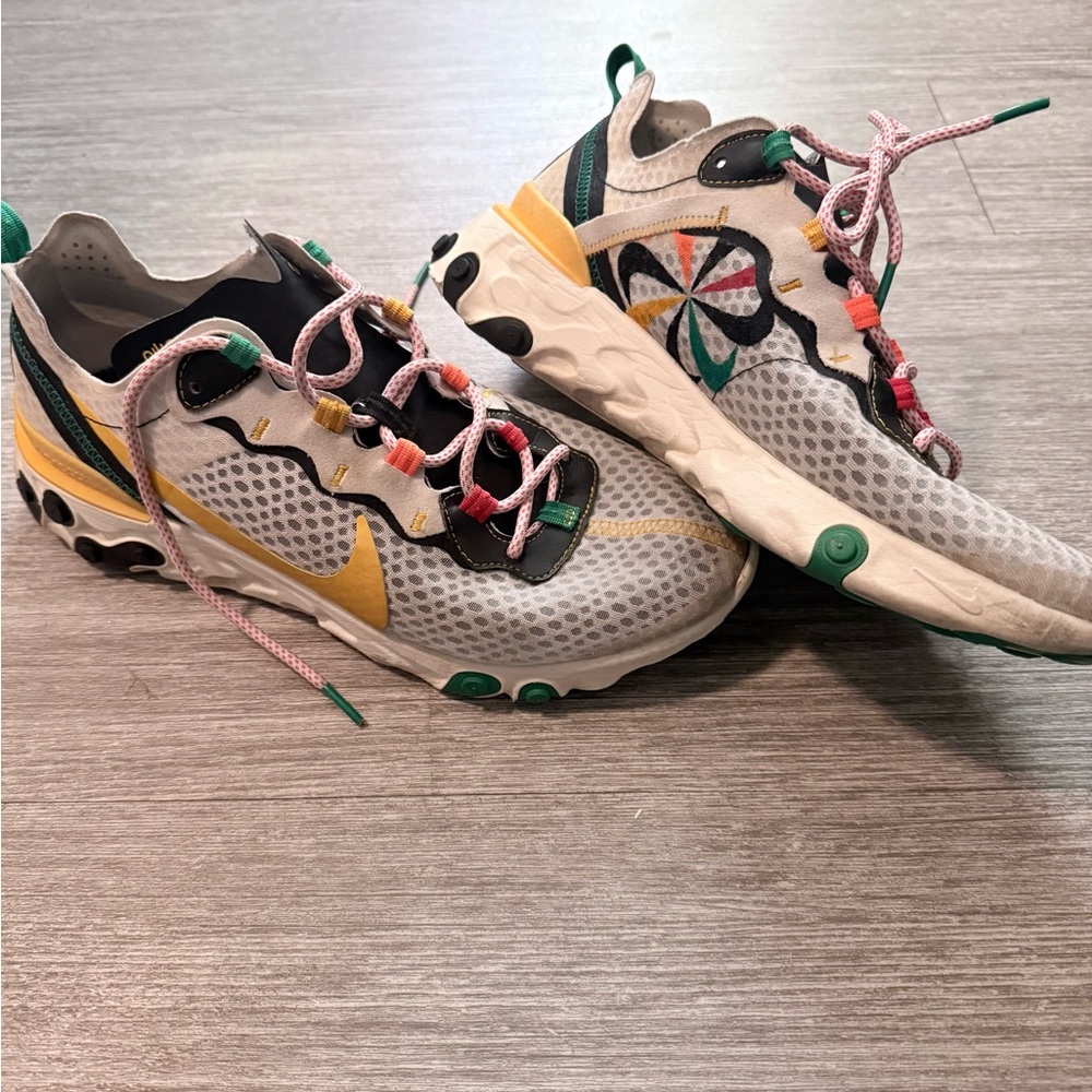 Nike React Element 55 "Sunburst"